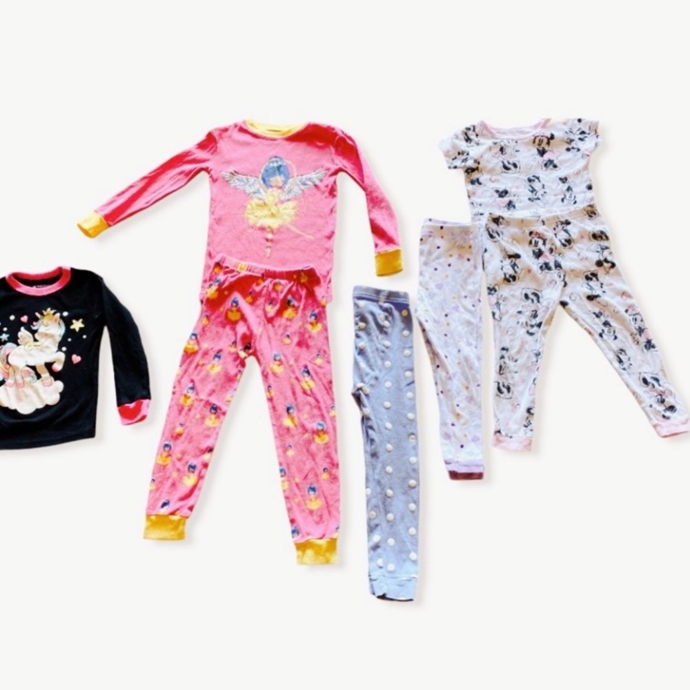 Carter’s 20 Items 4 T Bundle Clothes - Picture 4 of 4